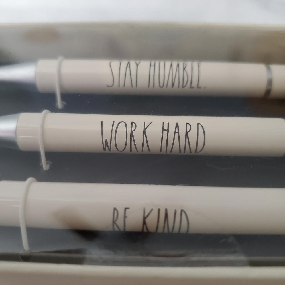 Rae Dunn pen set